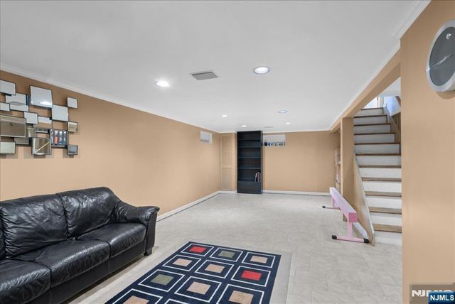 0-150 Tunbridge Road, Fair Lawn, NJ 07410