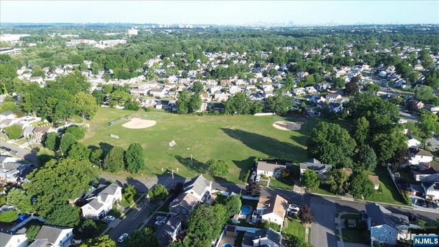 0-150 Tunbridge Road, Fair Lawn, NJ 07410