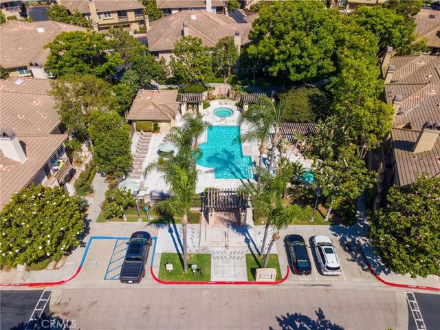 2756 Monza, Tustin, CA 92782