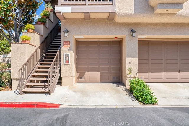 2756 Monza, Tustin, CA 92782