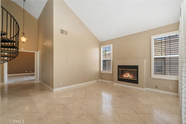 2756 Monza, Tustin, CA 92782