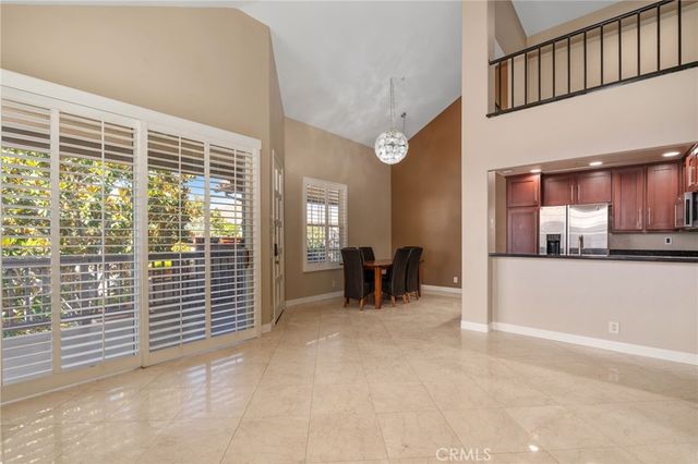 2756 Monza, Tustin, CA 92782