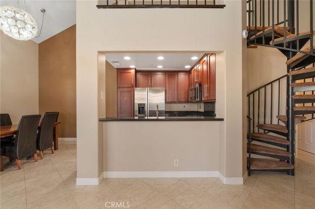 2756 Monza, Tustin, CA 92782