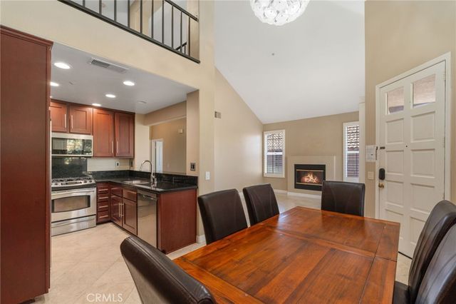 2756 Monza, Tustin, CA 92782