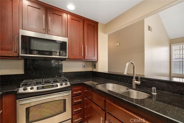 2756 Monza, Tustin, CA 92782