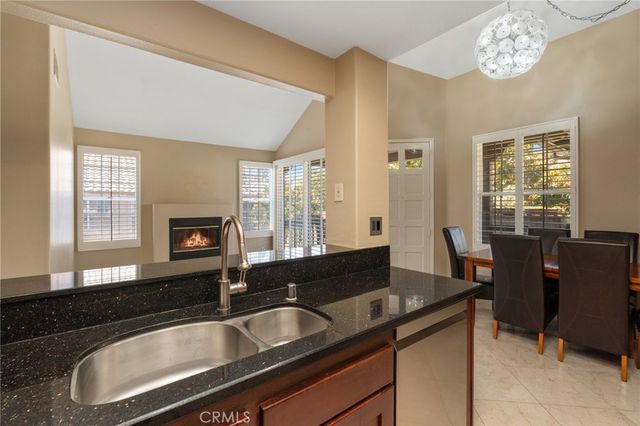 2756 Monza, Tustin, CA 92782