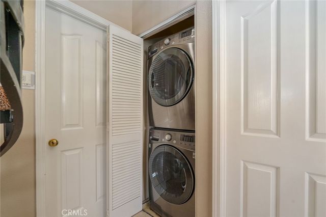 2756 Monza, Tustin, CA 92782