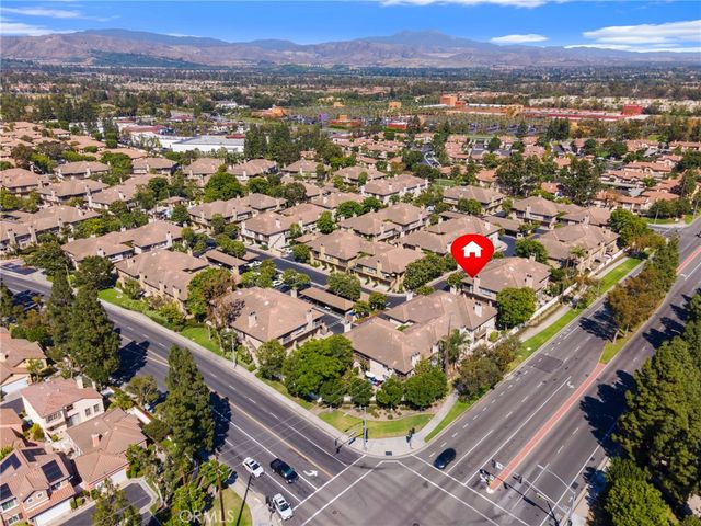 2756 Monza, Tustin, CA 92782