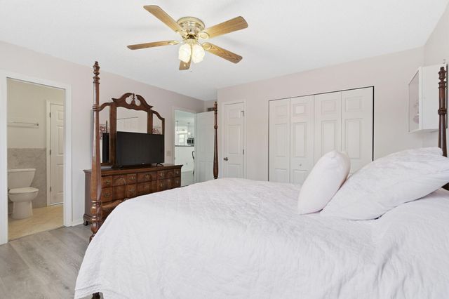 8 Hillcrest Drive, Kimberling City, MO 65686