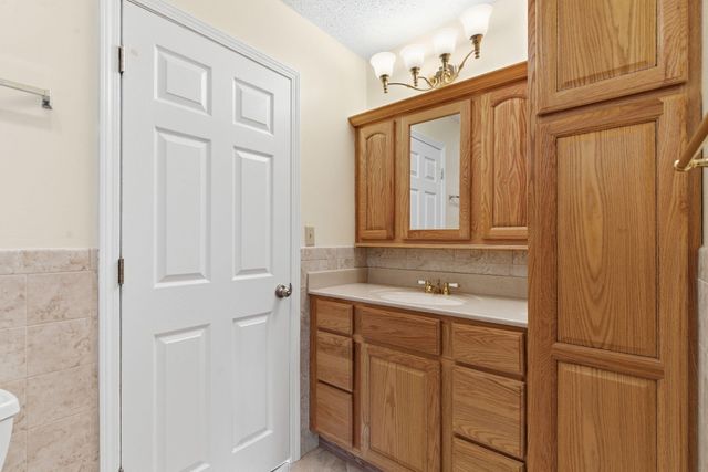 8 Hillcrest Drive, Kimberling City, MO 65686