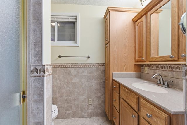 8 Hillcrest Drive, Kimberling City, MO 65686