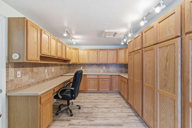 8 Hillcrest Drive, Kimberling City, MO 65686