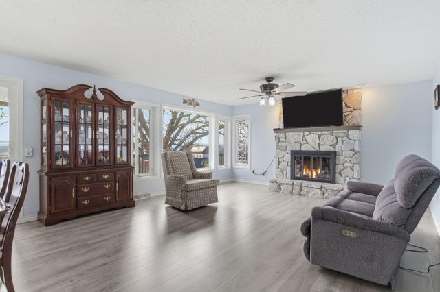 8 Hillcrest Drive, Kimberling City, MO 65686