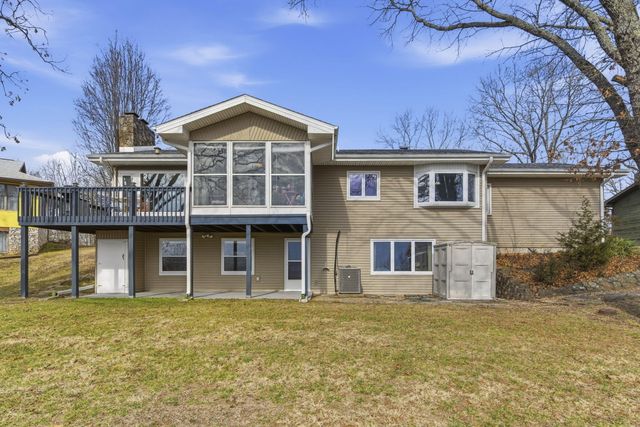 8 Hillcrest Drive, Kimberling City, MO 65686