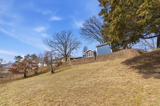 8 Hillcrest Drive, Kimberling City, MO 65686