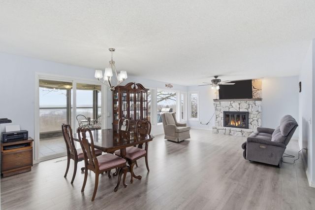 8 Hillcrest Drive, Kimberling City, MO 65686