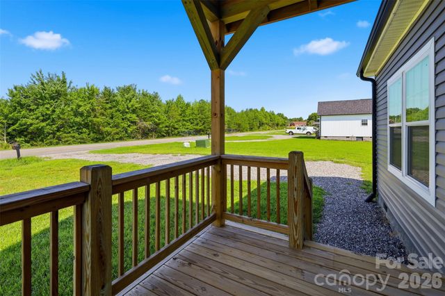 629 Mount Wesley Church Road, Hiddenite, NC 28636