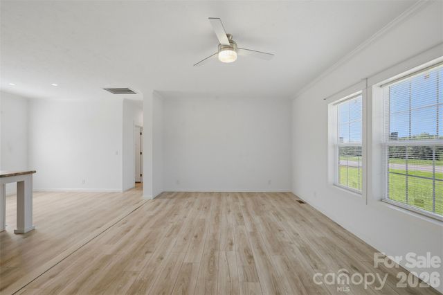 629 Mount Wesley Church Road, Hiddenite, NC 28636