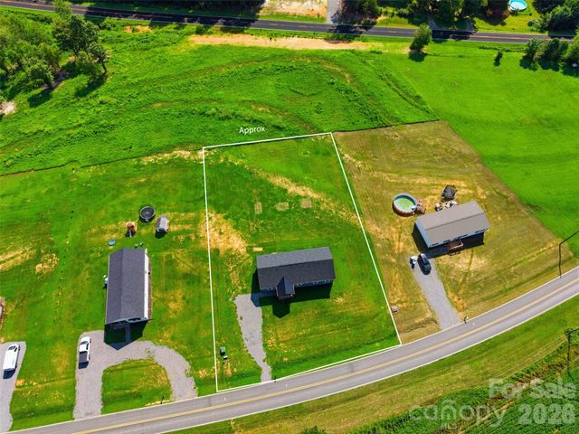 629 Mount Wesley Church Road, Hiddenite, NC 28636