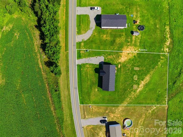 629 Mount Wesley Church Road, Hiddenite, NC 28636