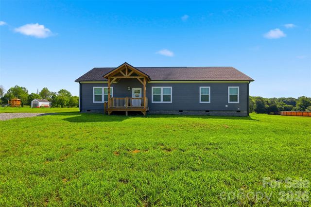 629 Mount Wesley Church Road, Hiddenite, NC 28636