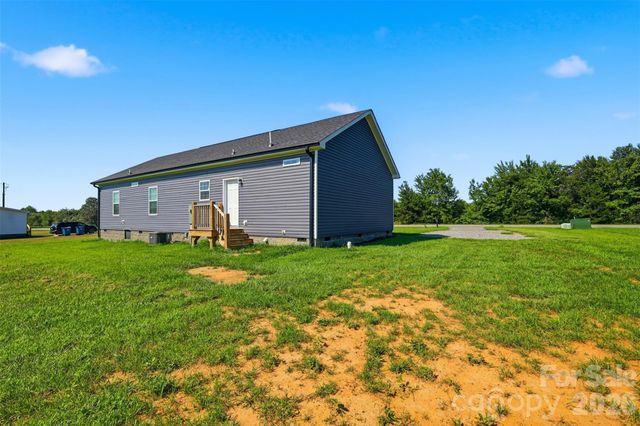 629 Mount Wesley Church Road, Hiddenite, NC 28636