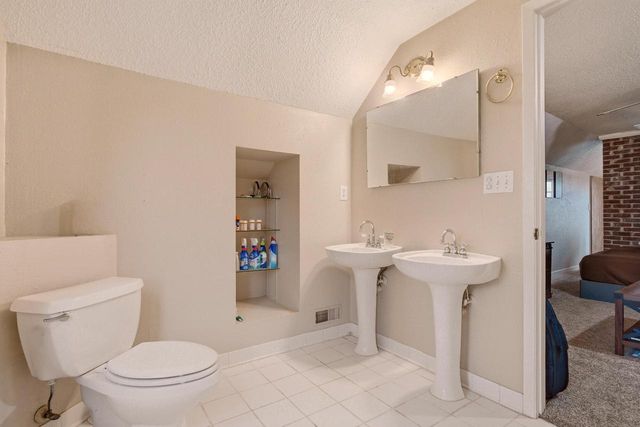 310 9th AVENUE N, Onalaska, WI 54650