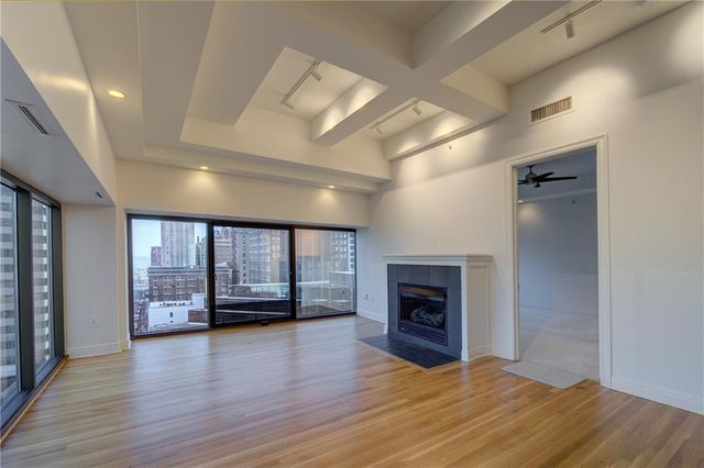 1101 Walnut Street 903, Kansas City, MO 64106