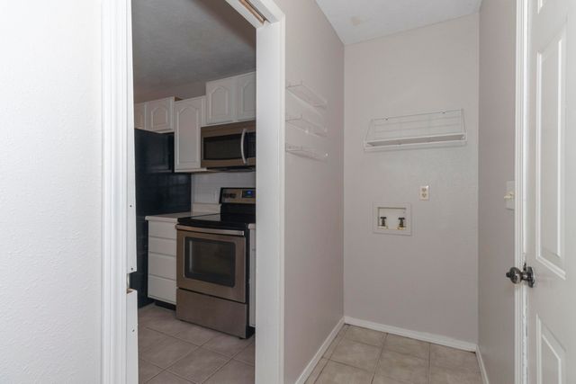 4107 N 30th Street, Nixa, MO 65714