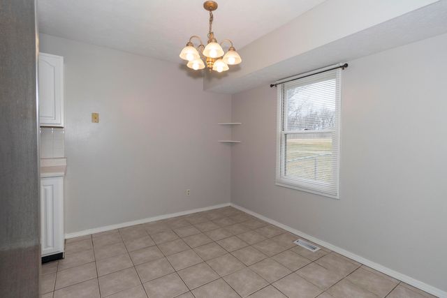 4107 N 30th Street, Nixa, MO 65714