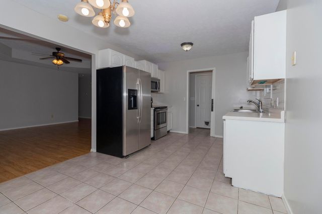 4107 N 30th Street, Nixa, MO 65714