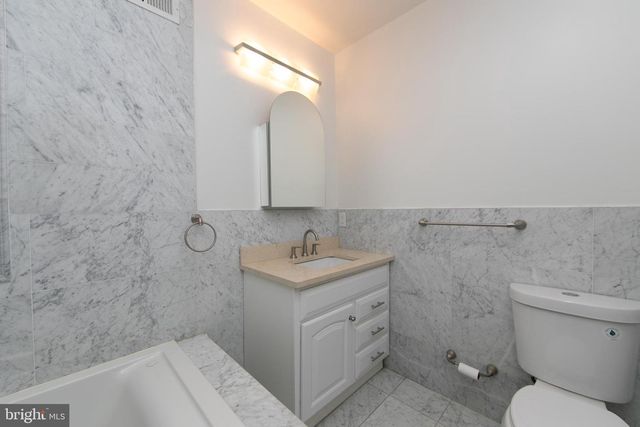 1403 S 20TH ST, Philadelphia, PA 19146