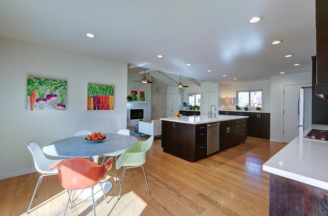 2633 W San Jose Avenue, Fresno, CA 93711