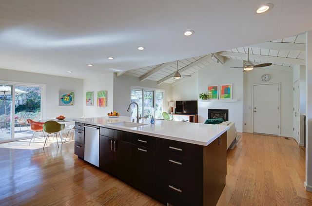 2633 W San Jose Avenue, Fresno, CA 93711