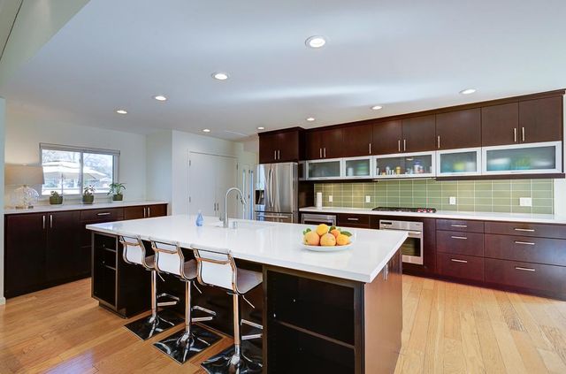 2633 W San Jose Avenue, Fresno, CA 93711