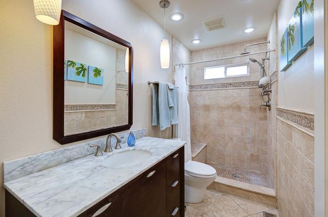 2633 W San Jose Avenue, Fresno, CA 93711