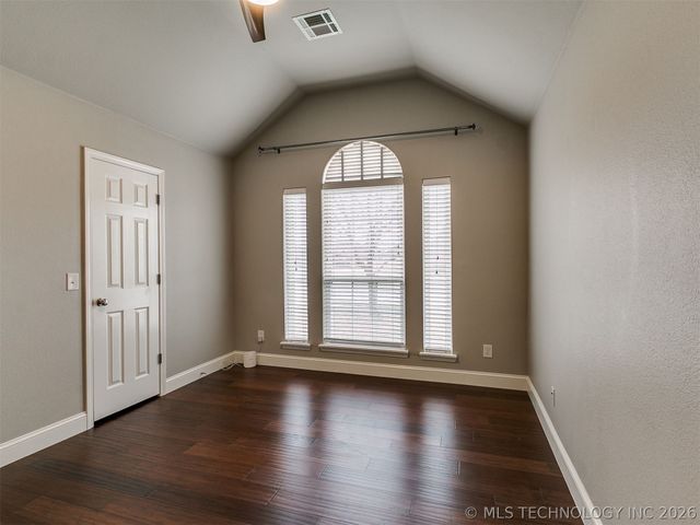 1706 W Austin Place, Broken Arrow, OK 74011