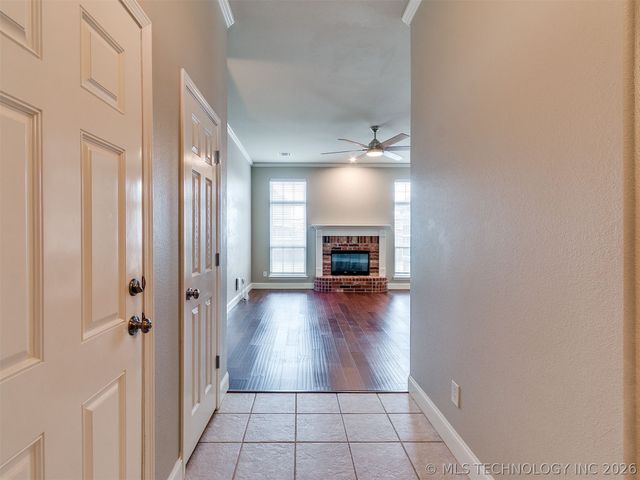 1706 W Austin Place, Broken Arrow, OK 74011