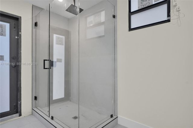 1108 Harrison St, Hollywood, FL 33019