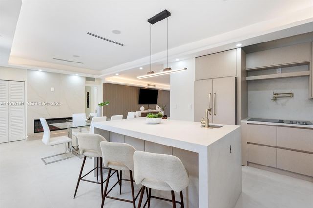 1108 Harrison St, Hollywood, FL 33019