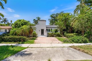 1108 Harrison St, Hollywood, FL 33019