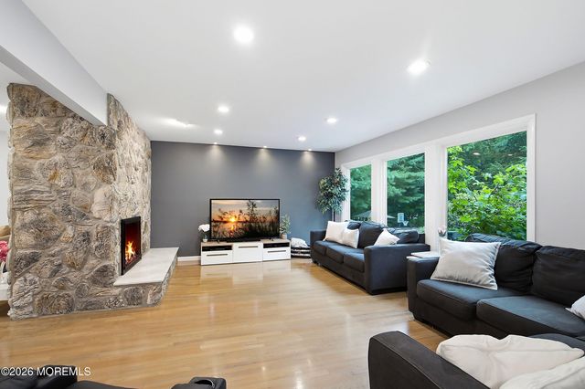 31 Eli Circle, Morganville, NJ 07751