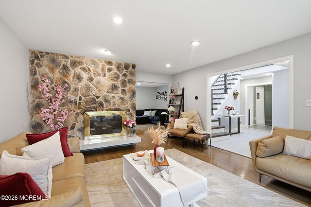 31 Eli Circle, Morganville, NJ 07751