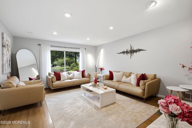 31 Eli Circle, Morganville, NJ 07751