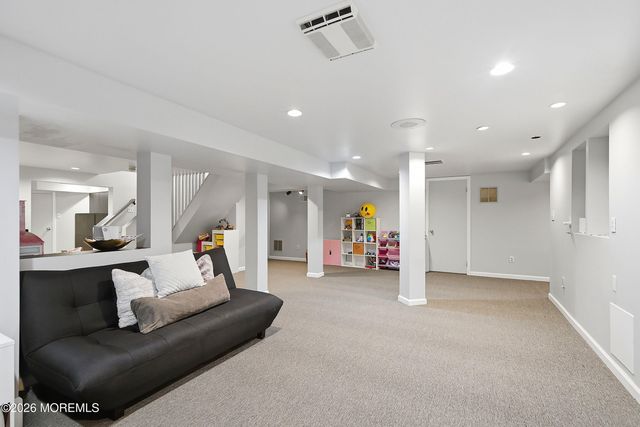 31 Eli Circle, Morganville, NJ 07751