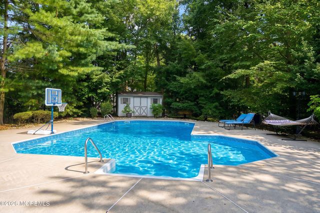 31 Eli Circle, Morganville, NJ 07751