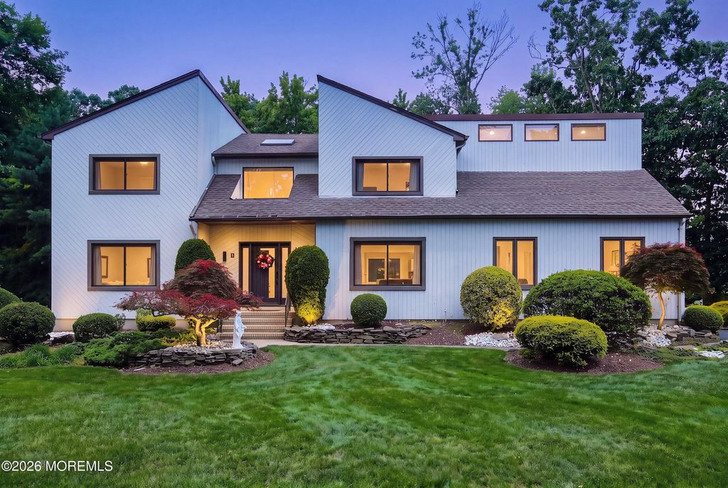 31 Eli Circle, Morganville, NJ 07751