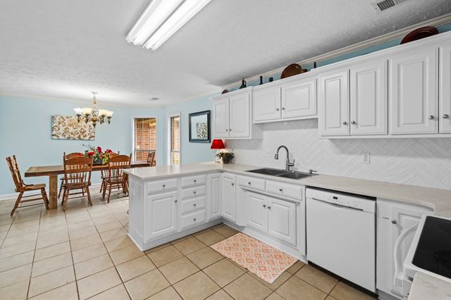 11 Butterfly Drive, Sherwood, AR 72120