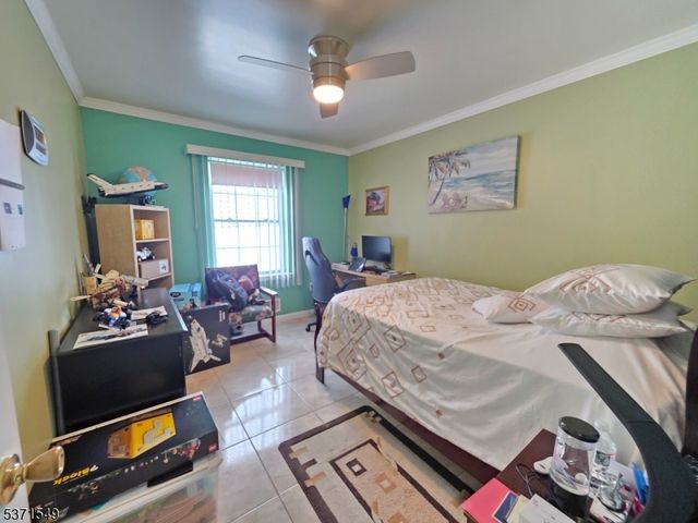 618 Bond St, Elizabeth City, NJ 07206