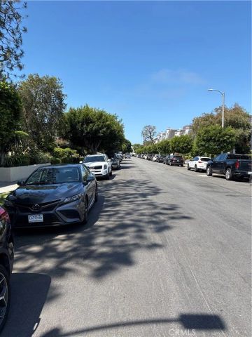 8130 Redlands 10, Playa Del Rey, CA 90293